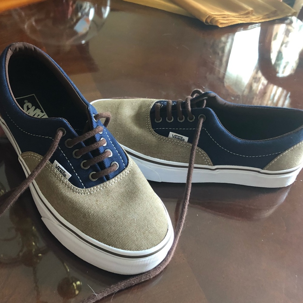 UNISEX VANS NEW